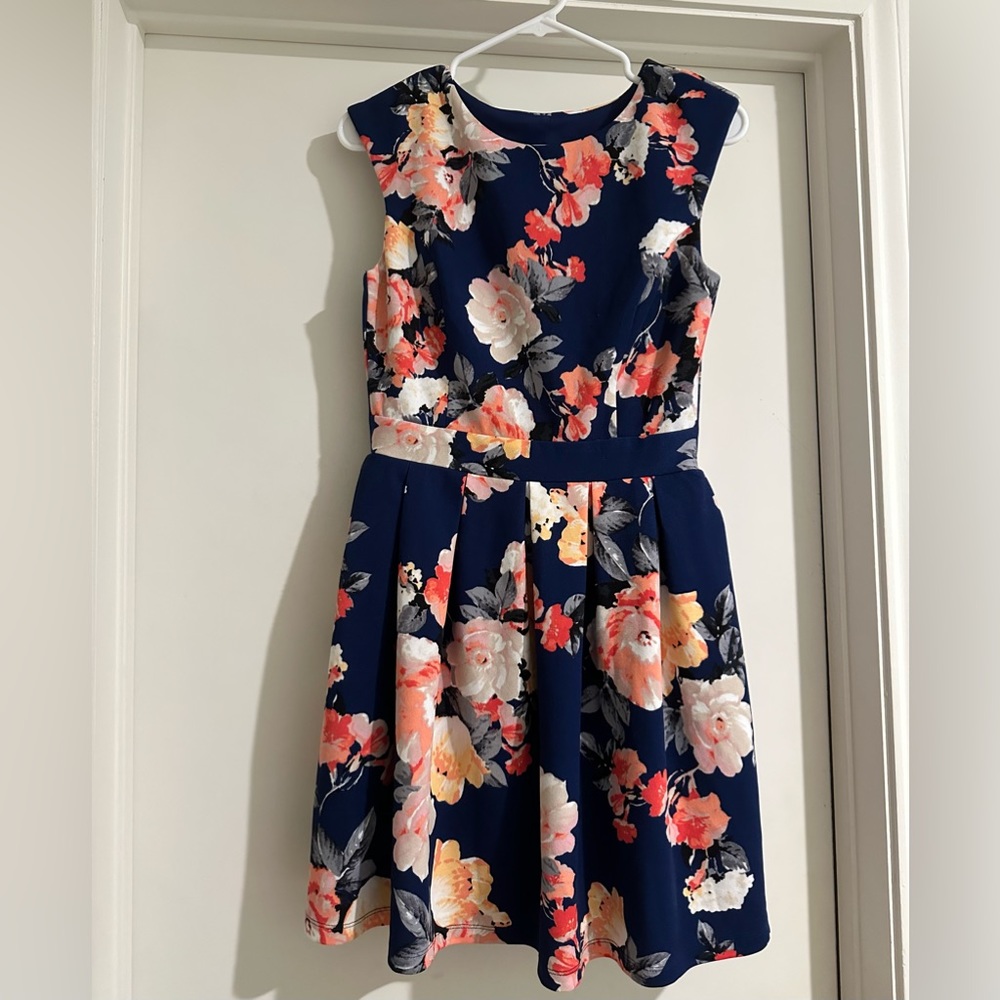 Floral print cute dress